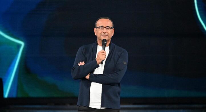 Carlo Conti sui brani di Sanremo 2025: “Non ci sono testi che parlano di guerra e immigrazione”